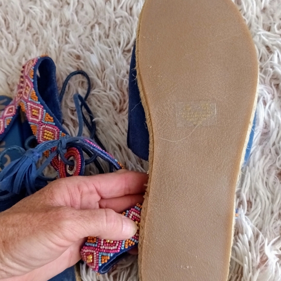 NWOT boue suede beaded boho sandals - Picture 7 of 7